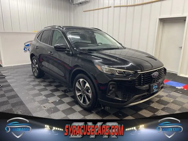 2024 Ford Escape Platinum's photo