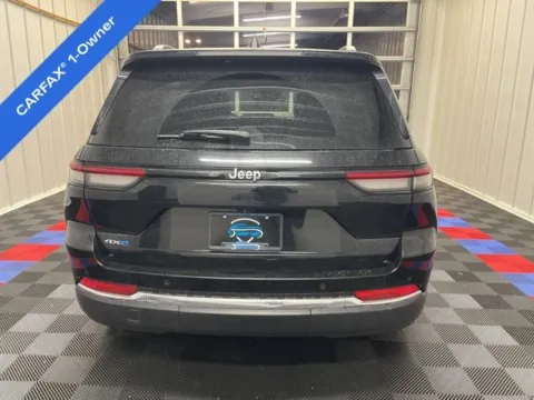 More photos of 2024 Jeep Grand Cherokee 4xe at Candy Cars, NY