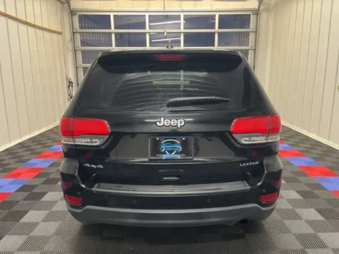 More photos of 2017 Jeep Grand Cherokee Laredo at Candy Cars, NY