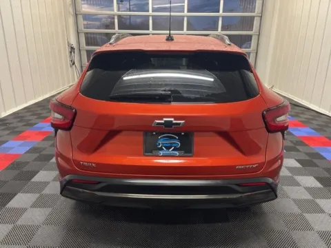 More photos of 2024 Chevrolet Trax ACTIV at Candy Cars, NY