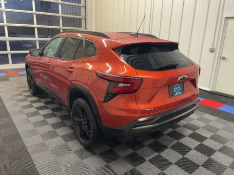 More photos of 2024 Chevrolet Trax ACTIV at Candy Cars, NY