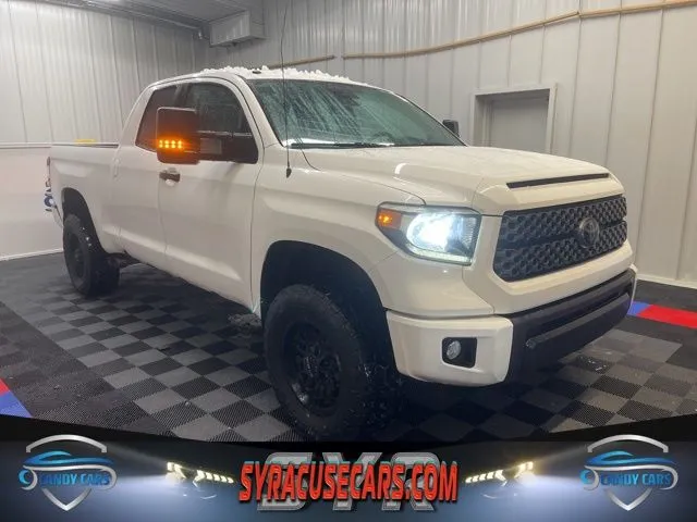 2019 Toyota Tundra SR5 Plus's photo