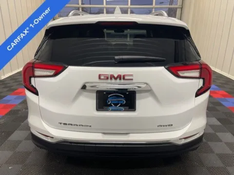 More photos of 2024 GMC Terrain SLT at Candy Cars, NY