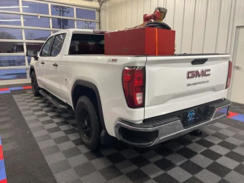 More photos of 2020 GMC Sierra 1500 at Candy Cars, NY