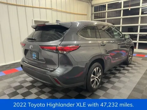 Another view of 2022 Toyota Highlander XLE for sale in Syracuse, NY at Candy Cars