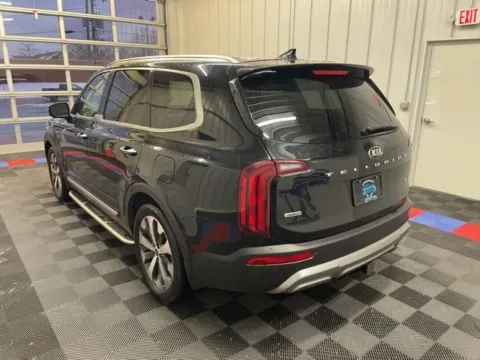 More photos of 2021 Kia Telluride SX at Candy Cars, NY