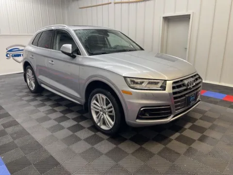 Photos of 2018 Audi Q5 2.0T Prestige for sale in Syracuse, NY at Candy Cars