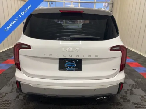 More photos of 2024 Kia Telluride S at Candy Cars, NY