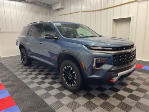 Photos of 2024 Chevrolet Traverse Z71 for sale in Syracuse, NY at Candy Cars