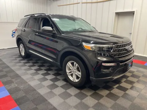 Photos of 2022 Ford Explorer XLT for sale in Syracuse, NY at Candy Cars