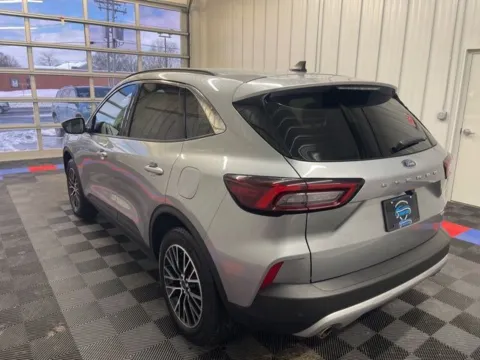 More photos of 2024 Ford Escape Plug-In Hybrid at Candy Cars, NY