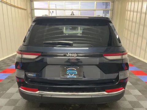 More photos of 2022 Jeep Grand Cherokee 4xe at Candy Cars, NY