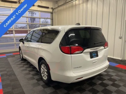 More photos of 2022 Chrysler Voyager LX at Candy Cars, NY