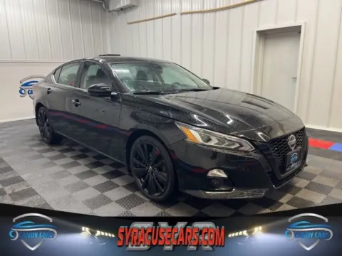 Black 2022 Nissan Altima 2.5 SR for sale in Syracuse, NY