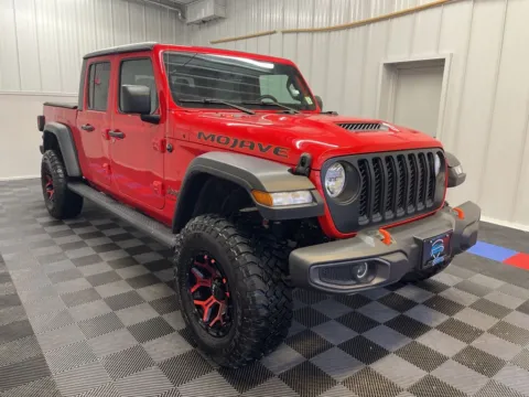 Photos of 2023 Jeep Gladiator Mojave for sale in Syracuse, NY at Candy Cars