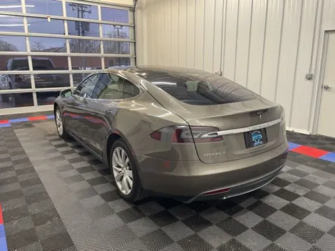 More photos of 2015 Tesla Model S 85D at Candy Cars, NY