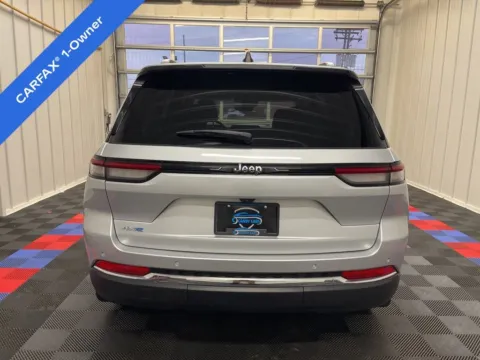 More photos of 2023 Jeep Grand Cherokee 4xe at Candy Cars, NY