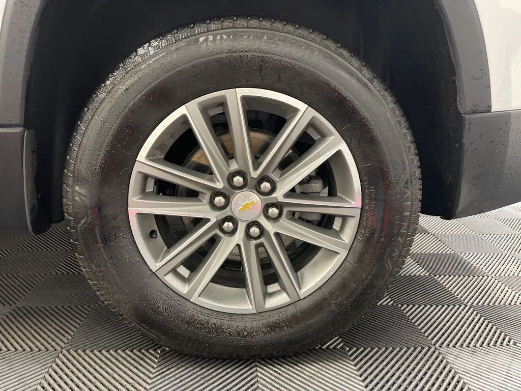 2023 Chevrolet Traverse 1LT - Photo 17