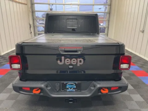 More photos of 2022 Jeep Gladiator Mojave at Candy Cars, NY