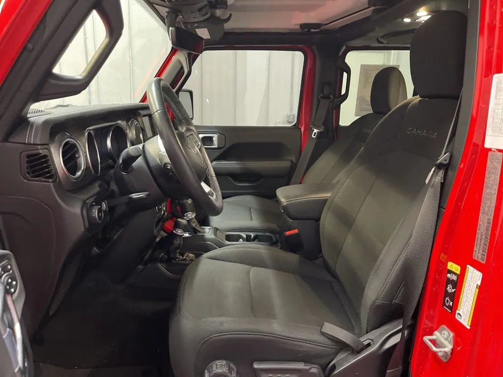 2023 Jeep Wrangler 4-Door Sahara - Photo 10