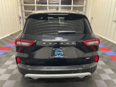 More photos of 2024 Ford Escape Plug-In Hybrid at Candy Cars, NY