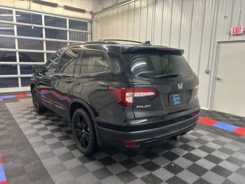 More photos of 2022 Honda Pilot Black Edition at Candy Cars, NY