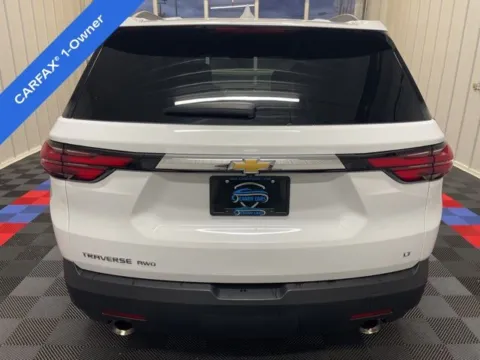 More photos of 2023 Chevrolet Traverse LT at Candy Cars, NY