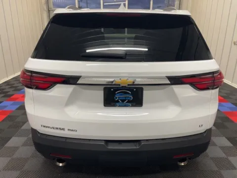 More photos of 2023 Chevrolet Traverse LT at Candy Cars, NY