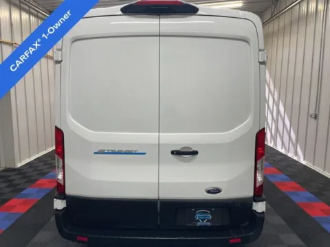 More photos of 2022 Ford E-Transit-350 at Candy Cars, NY