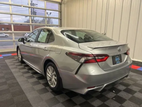 More photos of 2022 Toyota Camry SE at Candy Cars, NY