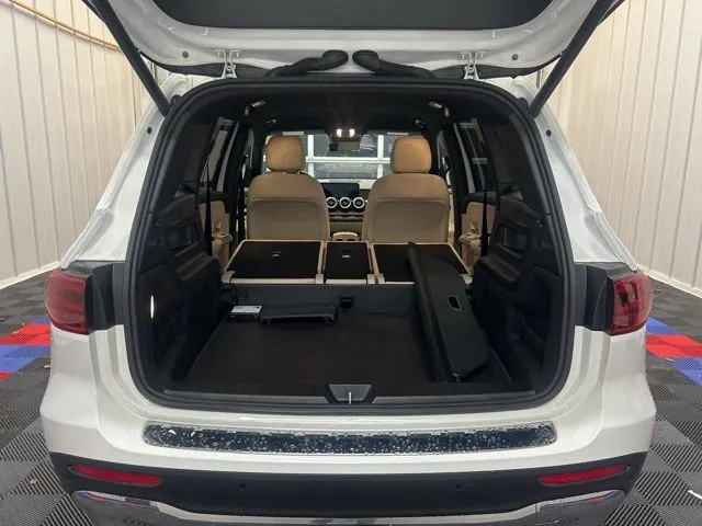 2025 Mercedes-Benz GLB Base - Photo 12