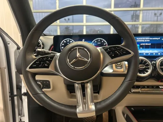 2025 Mercedes-Benz GLB Base - Photo 16
