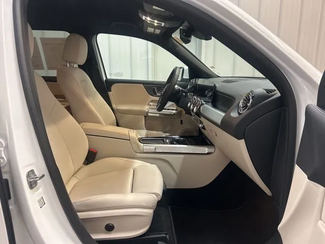 2025 Mercedes-Benz GLB Base - Photo 14