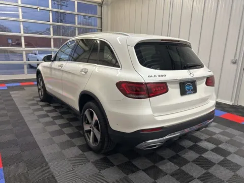 More photos of 2022 Mercedes-Benz GLC 300 at Candy Cars, NY