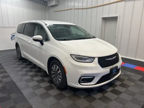 Photos of 2023 Chrysler Pacifica Hybrid Touring L for sale in Syracuse, NY at Candy Cars