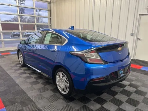 More photos of 2018 Chevrolet Volt Premier at Candy Cars, NY
