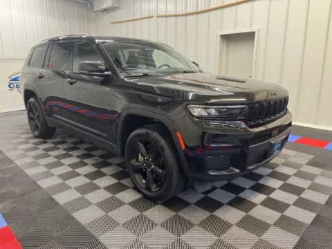 Photos of 2023 Jeep Grand Cherokee L Altitude for sale in Syracuse, NY at Candy Cars