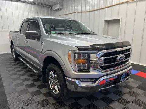 Photos of 2022 Ford F-150 XLT for sale in Syracuse, NY at Candy Cars