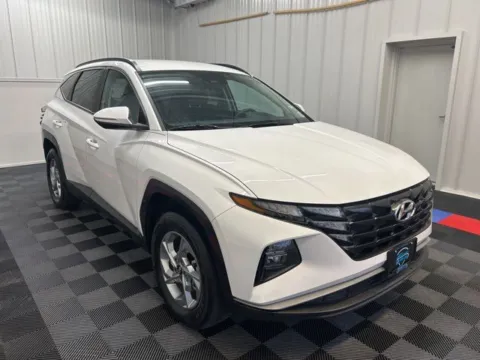 Photos of 2023 Hyundai Tucson SEL for sale in Syracuse, NY at Candy Cars