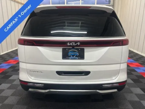 More photos of 2024 Kia Carnival SX Prestige at Candy Cars, NY