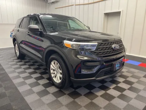 Photos of 2021 Ford Explorer for sale in Syracuse, NY at Candy Cars
