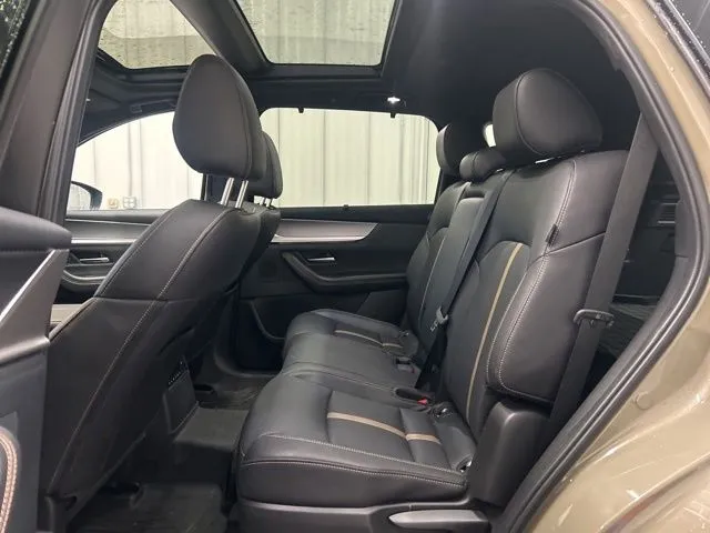 2025 Mazda CX-70 Premium Package - Photo 14