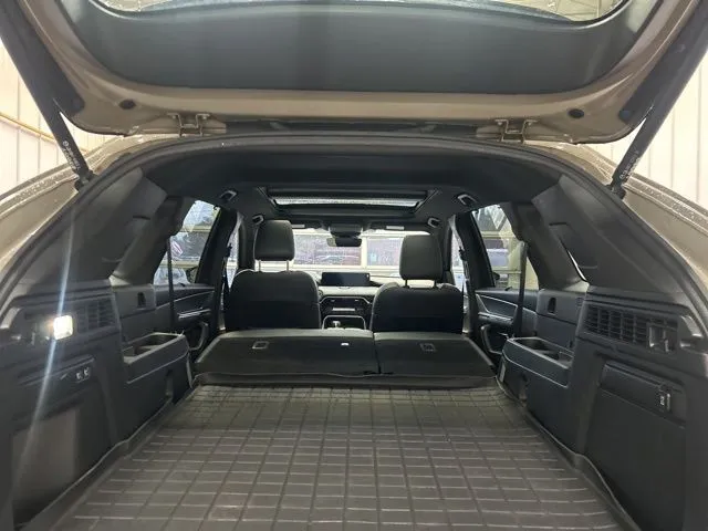 2025 Mazda CX-70 Premium Package - Photo 16