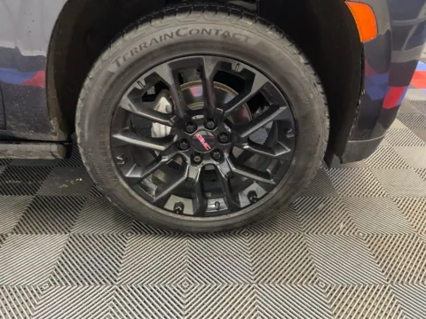 More photos of 2023 GMC Yukon XL Denali at Candy Cars, NY