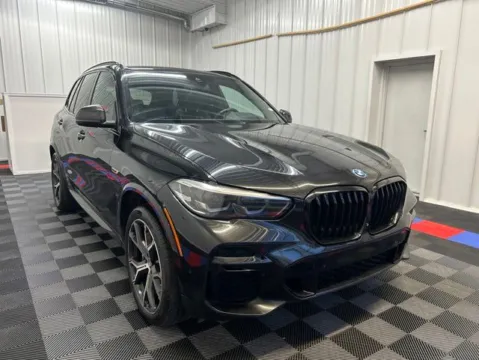 Photos of 2022 BMW X5 xDrive45e for sale in Syracuse, NY at Candy Cars