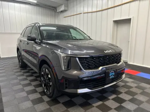 Photos of 2025 Kia Sorento EX for sale in Syracuse, NY at Candy Cars