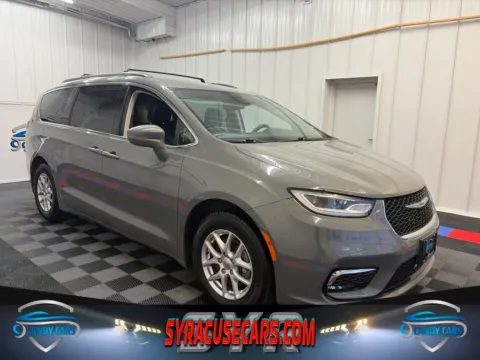 Gray 2022 Chrysler Pacifica Touring L for sale in Syracuse, NY