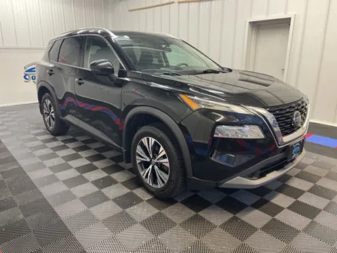 Photos of 2021 Nissan Rogue SV for sale in Syracuse, NY at Candy Cars