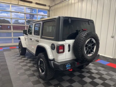 More photos of 2022 Jeep Wrangler Unlimited Rubicon at Candy Cars, NY