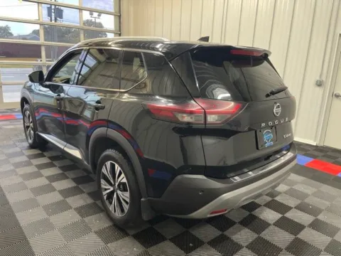 More photos of 2021 Nissan Rogue SV at Candy Cars, NY